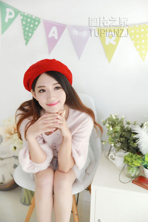 那一夜他在草地上要我|不要再弄了再弄就肿了