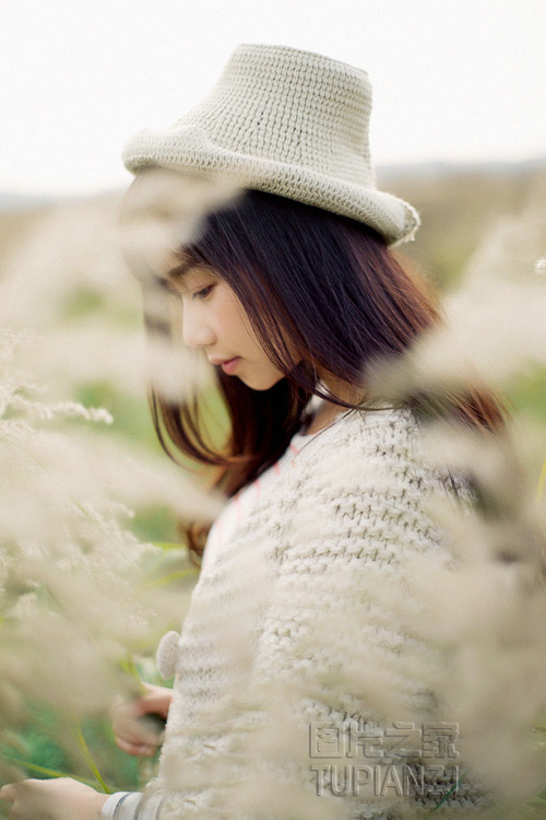 爽一点一点叫大声点:欲死欲仙狠狠进入