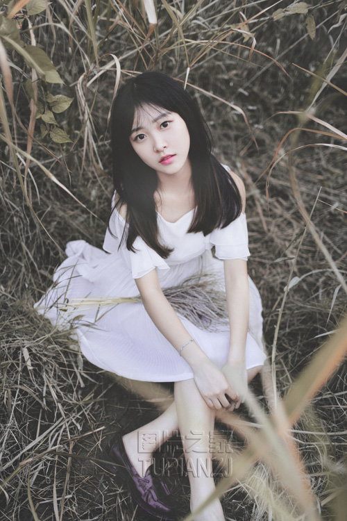 教官在我腿间疯狂驰聘bl|停电在教室里办了校花