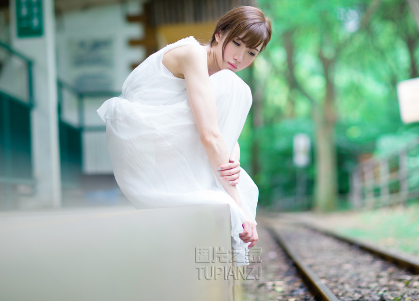 出差回来后,老婆出轨 出差目睹妻子红杏出墙