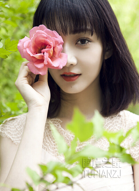 宝贝腿抬高就不疼放:嗯快点别停舒服好爽受不了