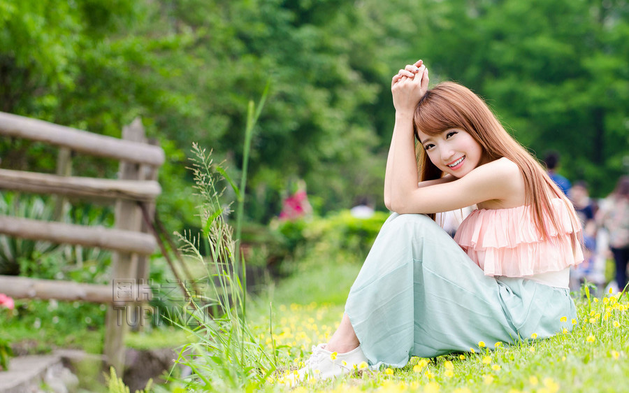 女生为什么越来越喜欢老男人,嫩草配老牛真的好吗