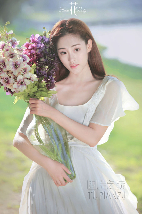 宝贝要不要我再深一点|高H受被做哭受不了