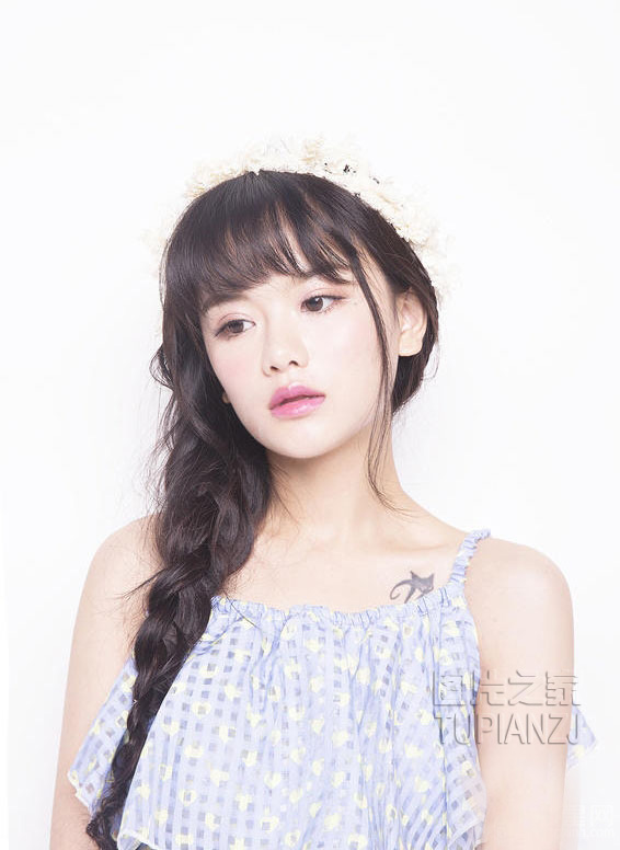 宝贝腿抬高就不疼放:嗯快点别停舒服好爽受不了