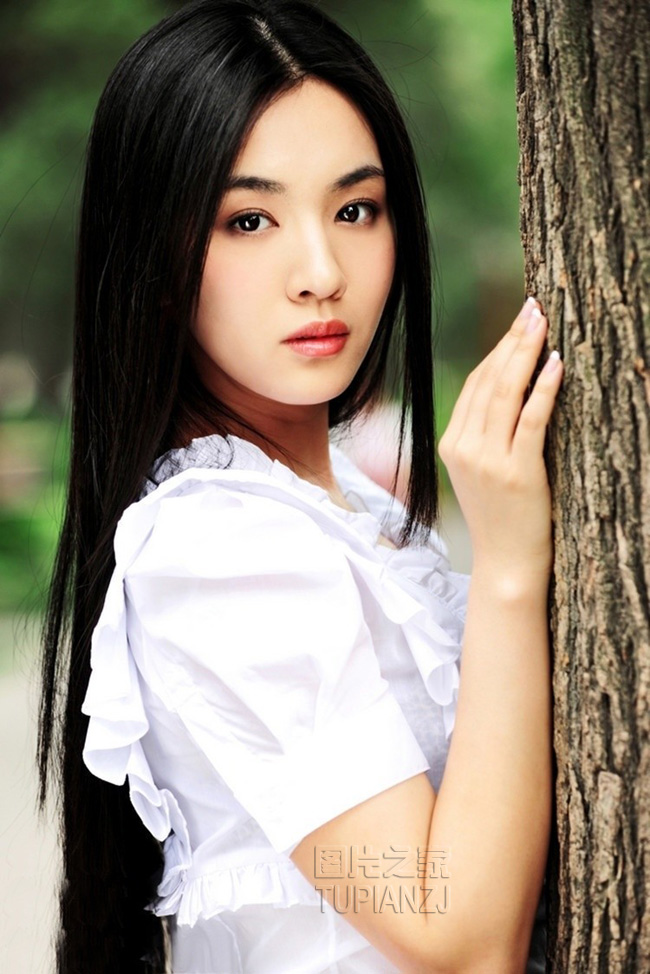 小东西终于长大了,可以做了|老何与雨婷小说在线