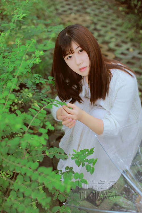 兽性大发 我将同事按在床上疯狂享受