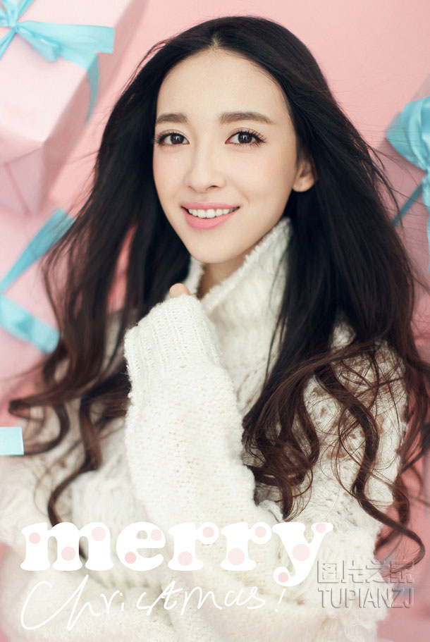 教室里激情 口述:英语老师叫我去她房里 当我的面脱丝袜让我上她