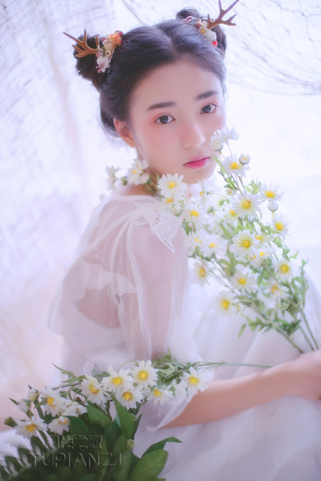 哥我想要你舔 哥哥我想要你的肉棒 一夜缠绵哥哥温柔点