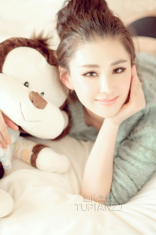 失控的母爱乱情 母爱变成了溺爱 陪读失控的母亲