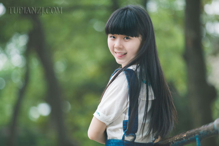 【陈紫函照艳事件】陈紫函绝版照艳全集种子 陈紫函吻戏曝光