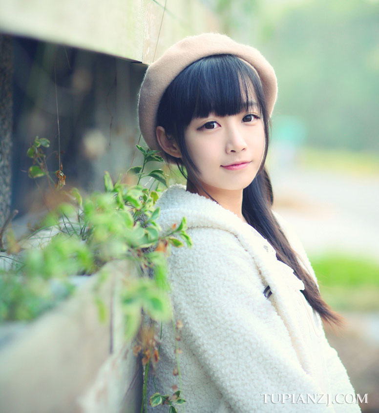 金泰熙弟弟曝姐姐房间照 真相残酷问rain你怕没?