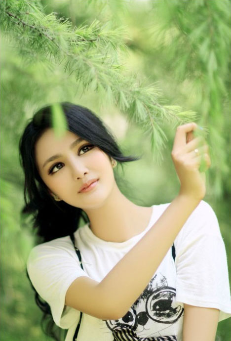 爽的翻白眼昏了过去:异地恋晚上聊天想要了