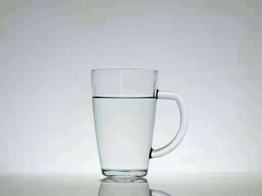 人生就像是一杯白开水