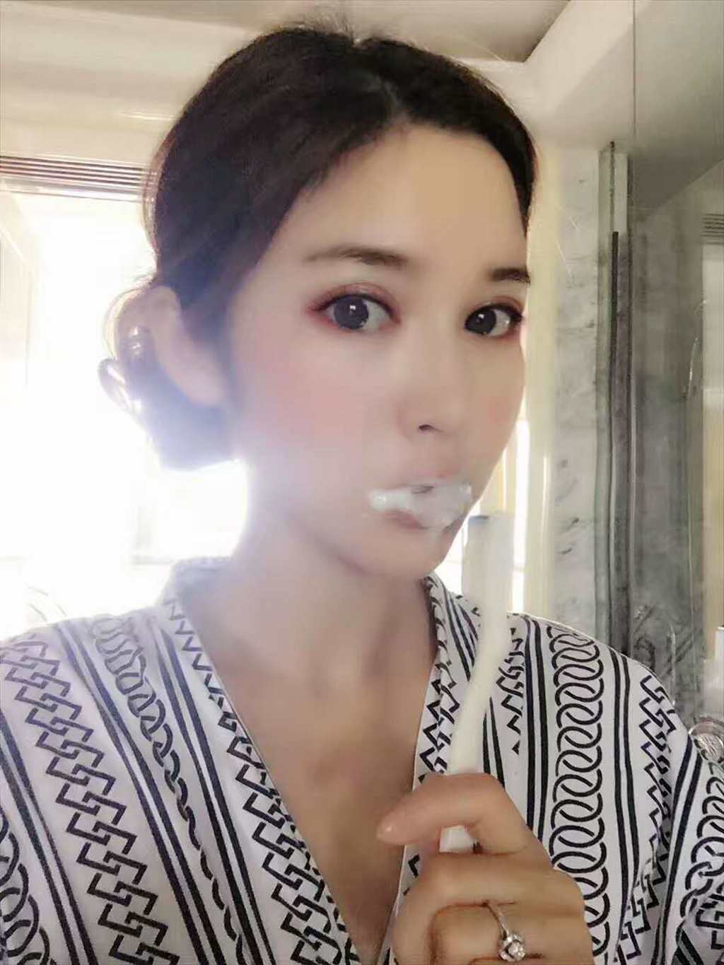 美女图片真实一点的图片