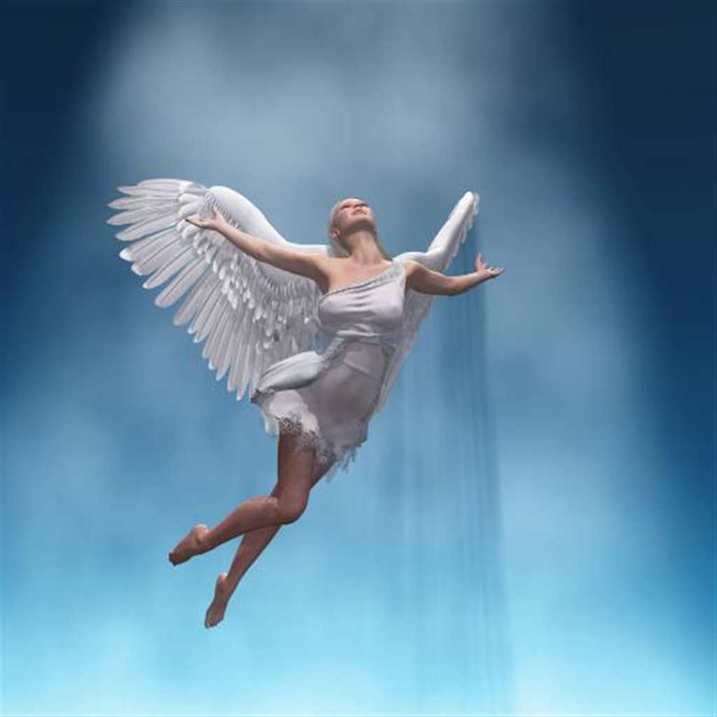 正在飞翔的美女天使图片