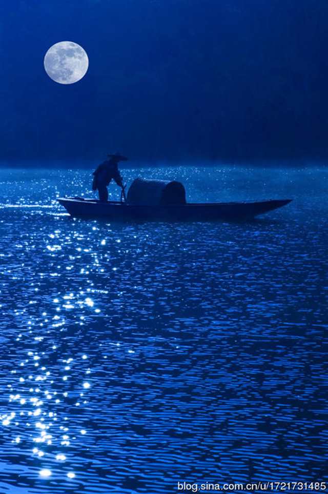 学摄影 放慢脚步感悟生活#湖水#夜晚#月亮