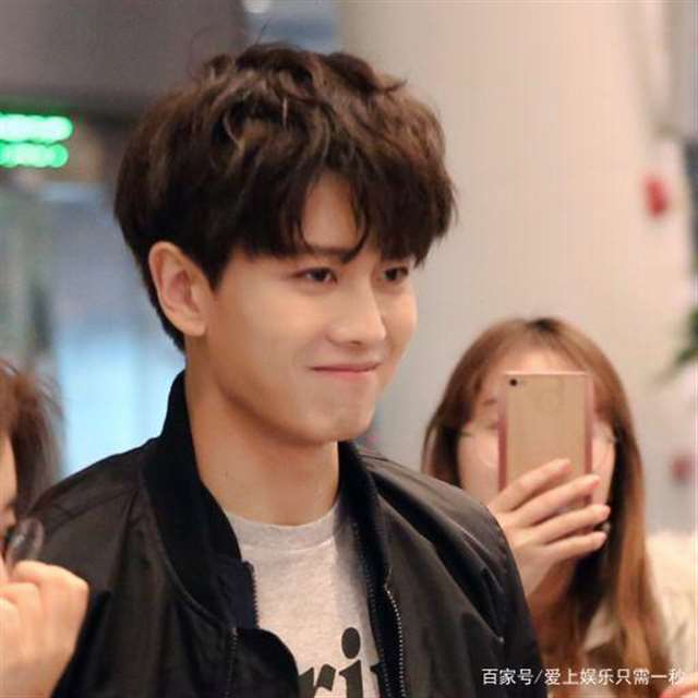 任嘉伦尺度最大的一场戏场景确实有些尴尬了