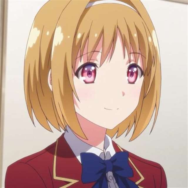 栉田桔梗初中做了什么