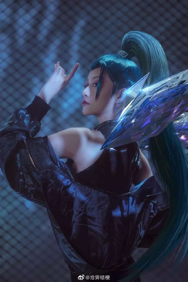 富二代女友Coser沧霁桔梗