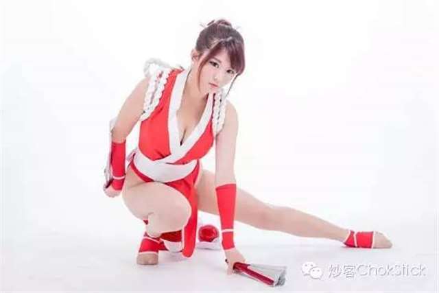 不知火舞Cos，有没有勾起乳白色的青春回忆