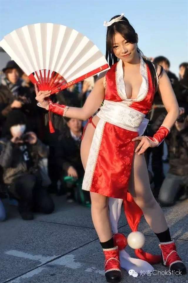 不知火舞Cos，有没有勾起乳白色的青春回忆