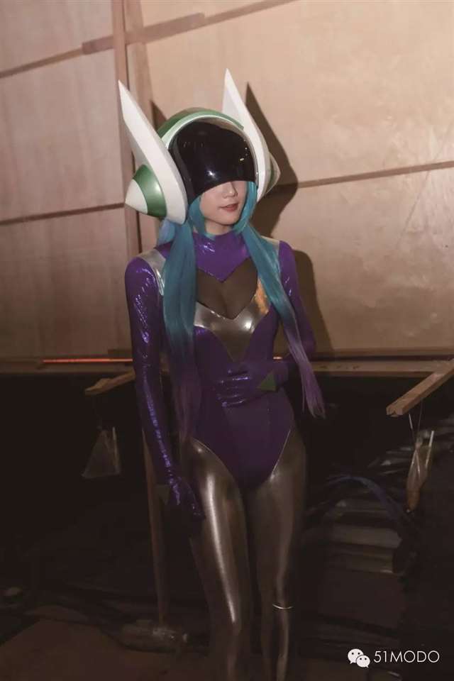 英雄联盟DJ娑娜琴女性感美女紧身衣Cosplay