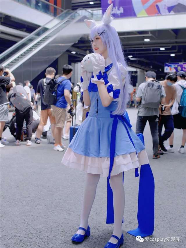 香风智乃 Cosplay