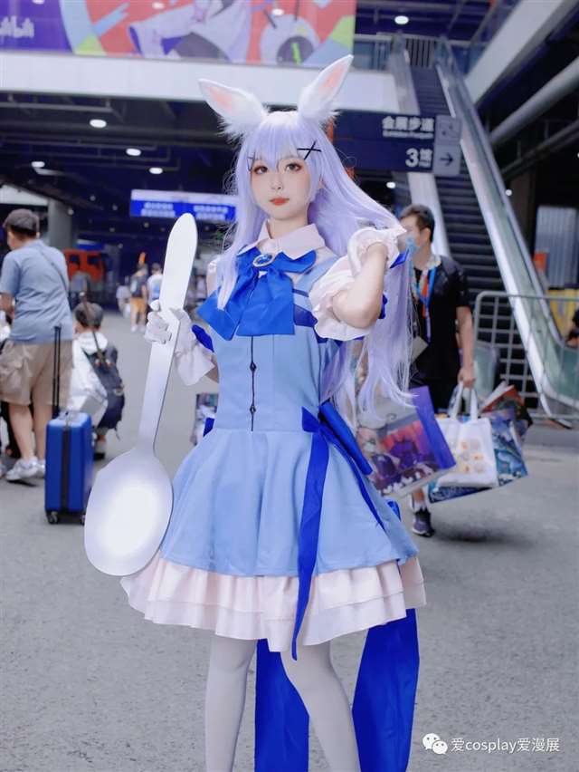 香风智乃 Cosplay