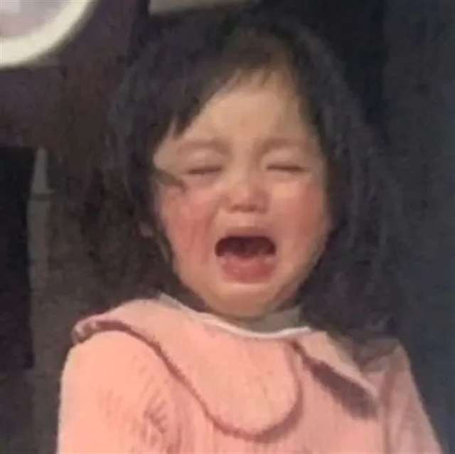 一看就让人心疼的伤感真人女头像