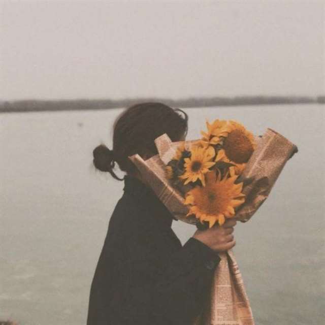 心碎入心的伤感文案,尽管再孤独,也不愿将就