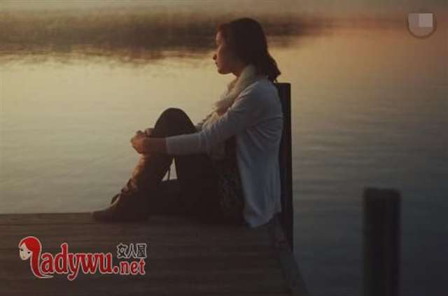 女人出轨后抑郁想死/真人口述