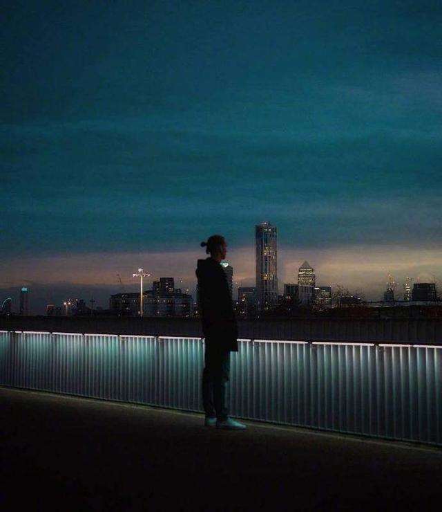 被亲情伤害伤心绝望的句子 最大的伤害来自亲人