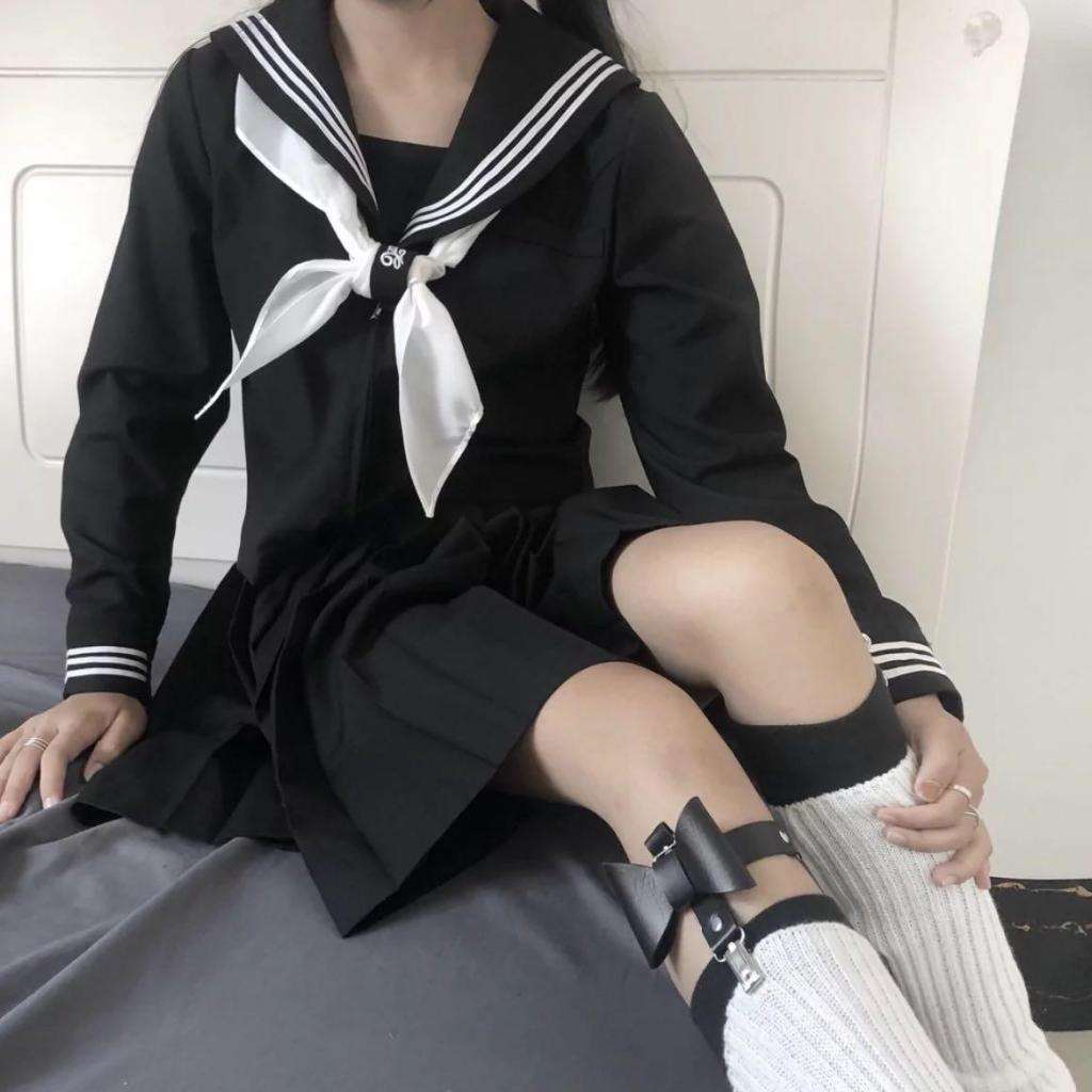 2021女生半身头像jk制服