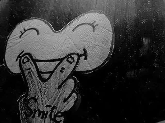 从乔任梁到雪莉,被微笑藏起来的抑郁