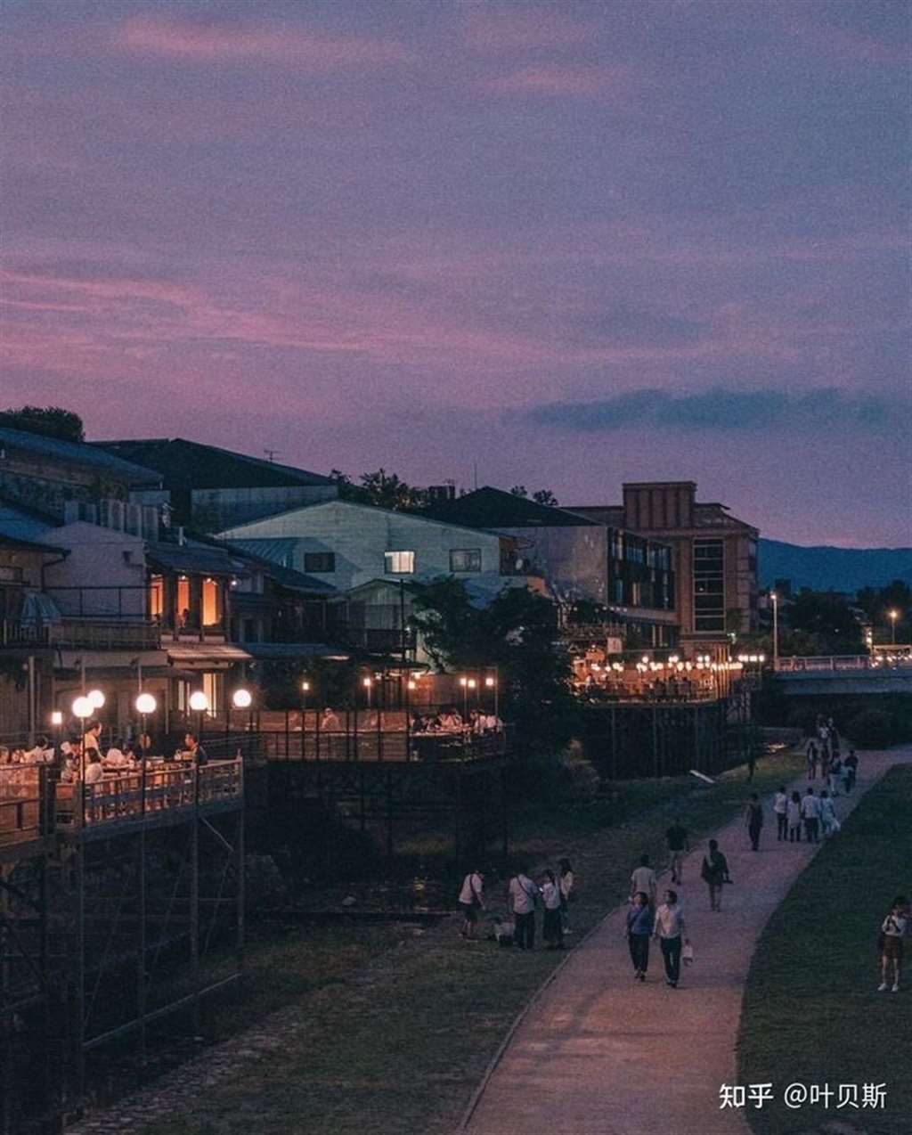 有没有什么小众高冷却又温柔的壁纸啊,谢谢谢?