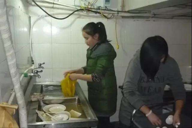 一个被父母伤透心的女儿 刻在心里的痛却永远无法释怀！