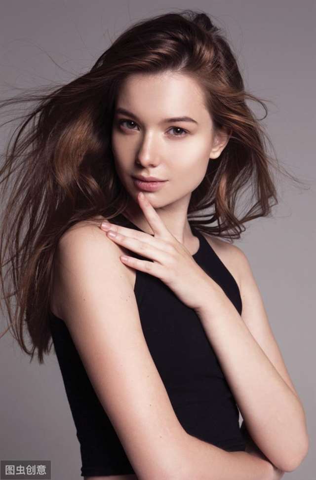 形容女人全能的句子 夸女人优秀能干的句子