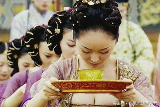 慈禧是怎样喝人奶的做法让你脸红心跳了吗？