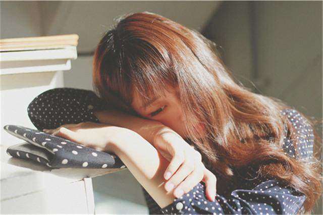 最近心累心烦说说 心烦心累压力大句子