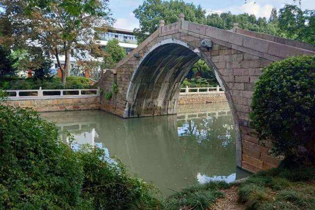 人活着为什么会累