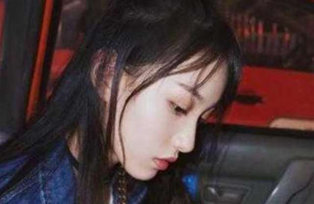 接吻时男生突然呼吸很急很猛 一边伸舌头一边快速喘气