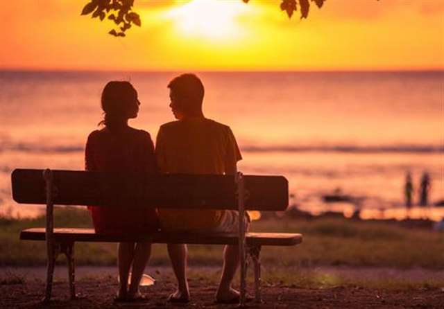 姐弟恋在生理上合适吗 睡小男生的感受