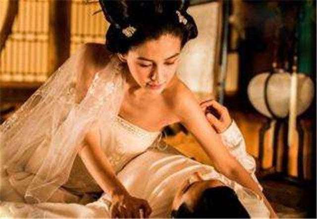 为什么溥仪宫女没怀孕与奶娘有过吗