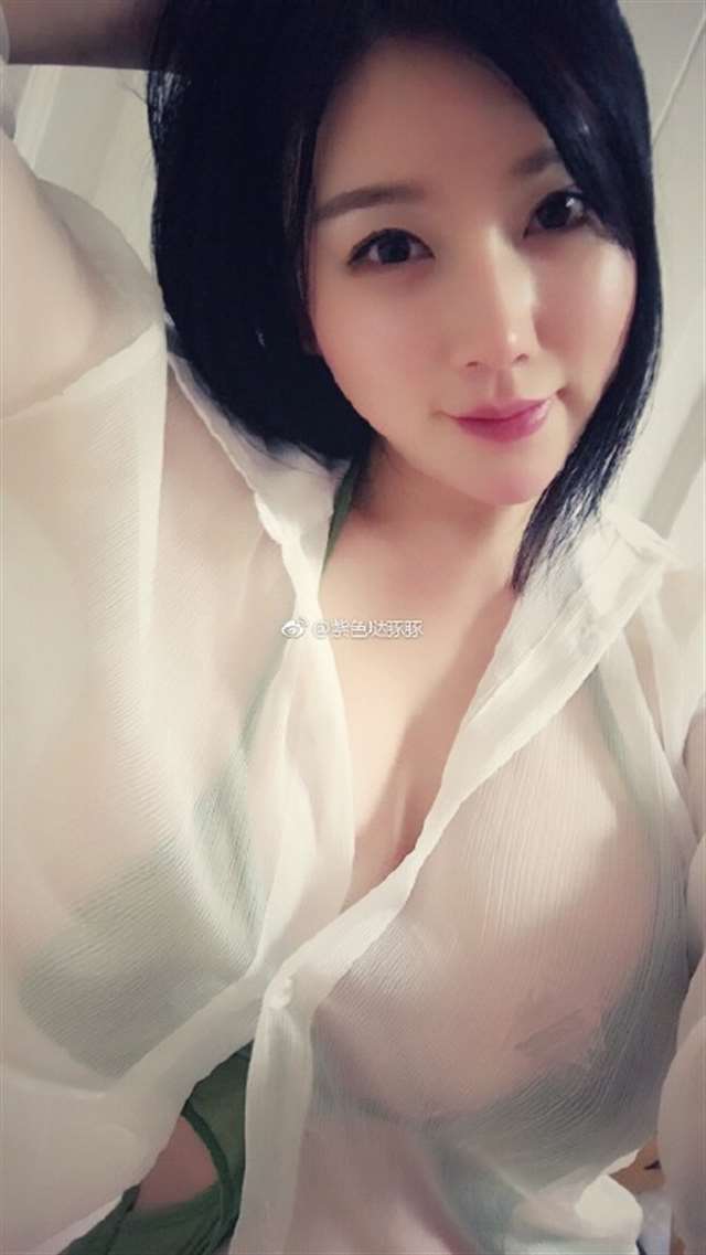 豚豚sama:线下颜值确实高