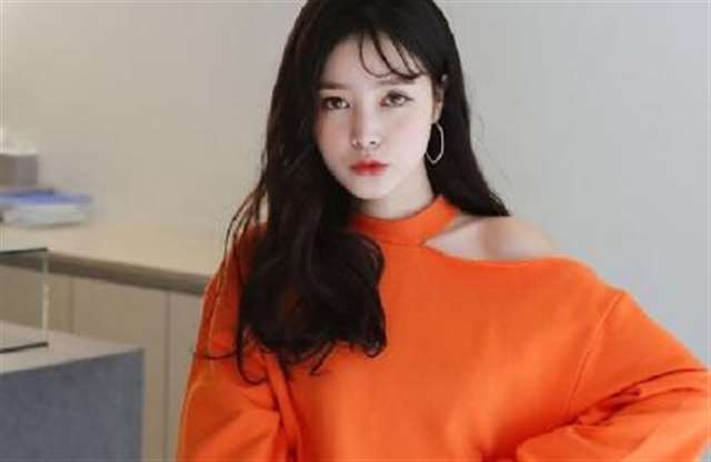 看到妈妈吃爸爸 晚上听到妈妈一直在叫疼