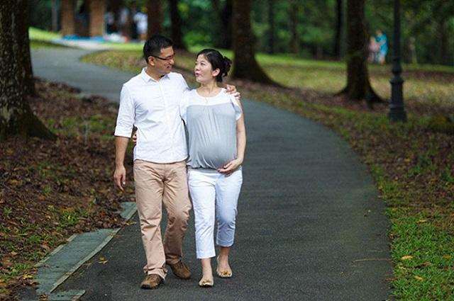 40岁闺蜜嫁给25岁儿子 和儿子弄了一天没说话