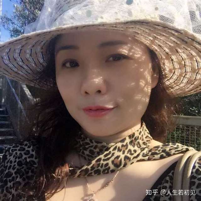 四十多岁女人漂亮的头像