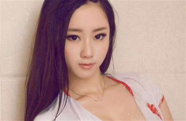 嫁给黑人太疼了 感受老外的大 有个黑人老公是什么体验