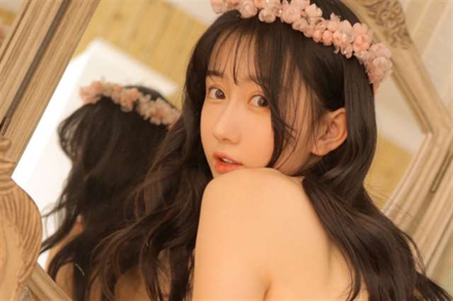 请你吃棒棒糖喝牛奶 大大的硬硬的棒棒糖