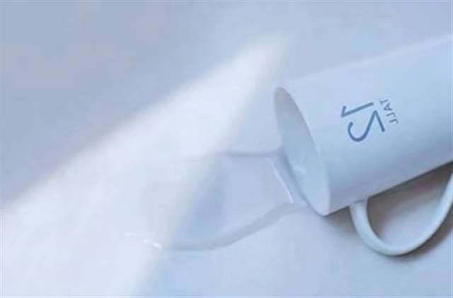 关于发朋友圈朋友背叛 被朋友背叛时发的朋友圈